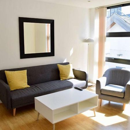 Modern 1 Bedroom Flat In Canary Wharf London Kültér fotó