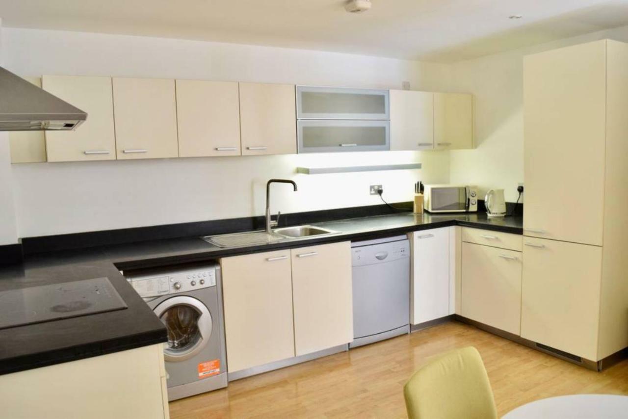 Modern 1 Bedroom Flat In Canary Wharf London Kültér fotó