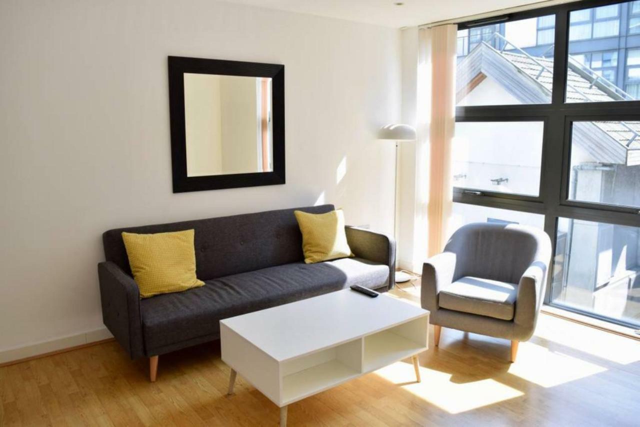 Modern 1 Bedroom Flat In Canary Wharf London Kültér fotó